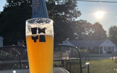 We finally have: the absolute perfect patio weather! Stop by for Happy Hour from 3-5pm and try one of our fresh brews and house made pretzels for $5 each! Or grab a group and pair one of our delicious entrees with a cocktail or two. Don’t forget to vote for us in @exeter_area_chamber The Great Cocktail Challenge if you love Mixed Signals! #seacoastbrews #seacoastbars #seacoasteats #freshbrews #nhbrews