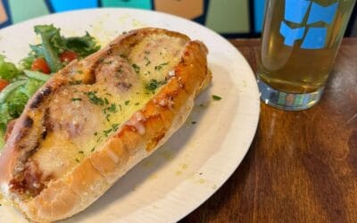 W E E K E N D S P E C I A L S ITALIAN COMBO SUB House-made meatballs and Italian sausage topped with house marinara, melted mozzarella, and parmesan on a toasted sub roll, served with a fresh house salad PICCATA PLATE Chicken, topped with our house-made lemon caper piccata sauce and served over creamy house risotto MAPLE BOURBON WINGS 1/2 lb of house-brined, nitrate-free chicken wings, fried and tossed in our house-smoked maple bourbon dry rub, served with garlic aioli dip DESSERT SPECIAL Chocolate peanut butter cheesecake topped with rich ganache frosting Come hungry—leave happy!