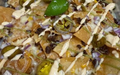 W E E K L Y S P E C I A L S SOUP OF THE DAY Corn chowder LOADED NACHOS Crispy nachos piled high with mixed cheese, seasoned beef, jalapeños, diced red onion, drizzled with avocado crema and spicy mayo, finished with parsley. CURRY FRIED CHICKEN SANDWICH Buttermilk crispy fried chicken dredged in house curry on a grilled Piantedosi bakery potato bun with tamarind chutney, cilantro aioli, lettuce, and red onion. Fusion for the senses! MEATBALL RICOTTA FLATBREAD Freshly baked flatbread topped with creamy house-made ricotta, savory homemade meatballs, tomato sauce, and fresh basil. YANKEE POT ROAST A hearty New England classic featuring slow-braised, tender beef with carrots, potatoes, and peas, all smothered in a rich, savory mushroom-infused gravy.